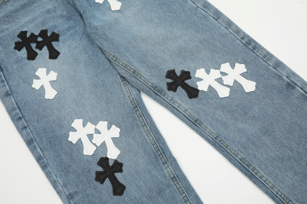 KE960 P230 The only correct leather label version on the market Chrome Hearts CH Cross embroidery distressed jeans Top ceiling quality 100% version correct version is here!  Believe me this must be the best quality you will ever come across! ! Excellent value for money! !  Styles with different washes and textures are very friendly to people with thin legs and thick legs. The straight version is very flattering to the shape of the legs. The moderate length is timeless and easy to match. It is the basis of various styles and a must-have in the wardrobe! ! Add a little stacking to make the atmosphere easy to control. The fabric is stiff but the upper body is soft without losing texture. The sides and cuffs of some styles have a bone-wash effect. It’s really hard not to love it!  ✅Correctly customize the Croxin metal leather label on the back panel. It is definitely not sold directly with the cross on the finished jeans. 1:1 copying strives for excellence and the details are perfectly grasped. ✅The cross leather label is clear and smooth. Exquisite turning top craftsmanship. ✅Buttons, zippers and hardware are all customized versions of the Croxin LOGO. ✅High-cost washing process. Size: 28 30 32 34 36